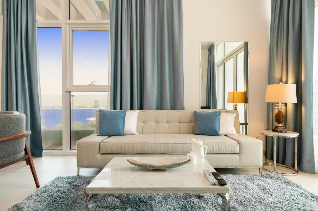 Apartment Luton Vacation Homes - Royal Bay
