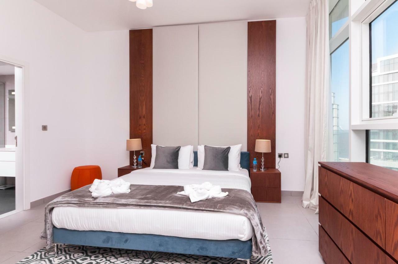 Luton Vacation Homes - Royal Bay Apartment Dubai