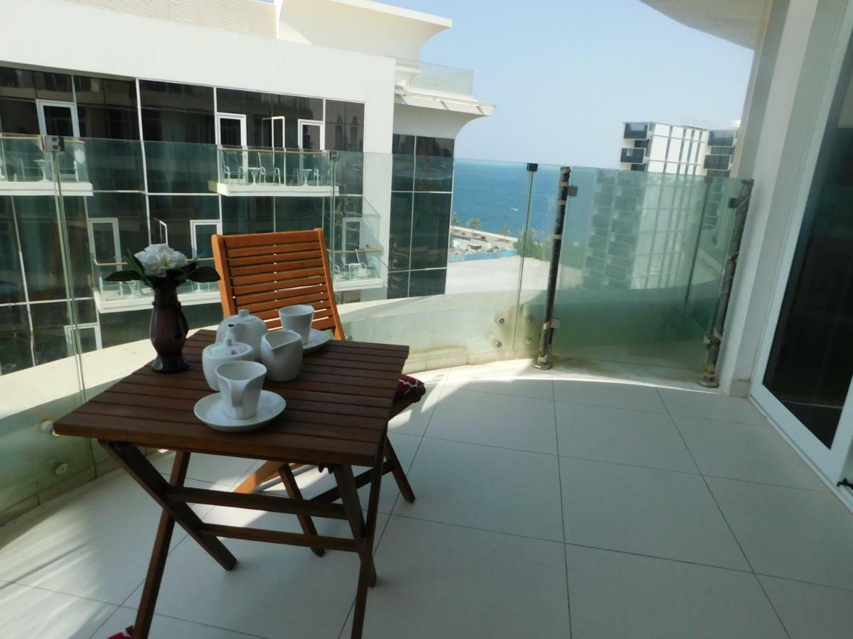Luton Vacation Homes - Royal Bay Apartment