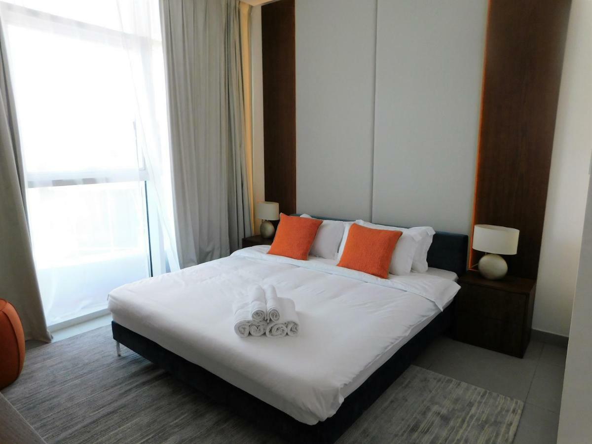 Luton Vacation Homes - Royal Bay * Dubai