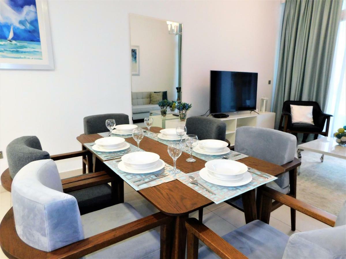 Apartment Luton Vacation Homes - Royal Bay *