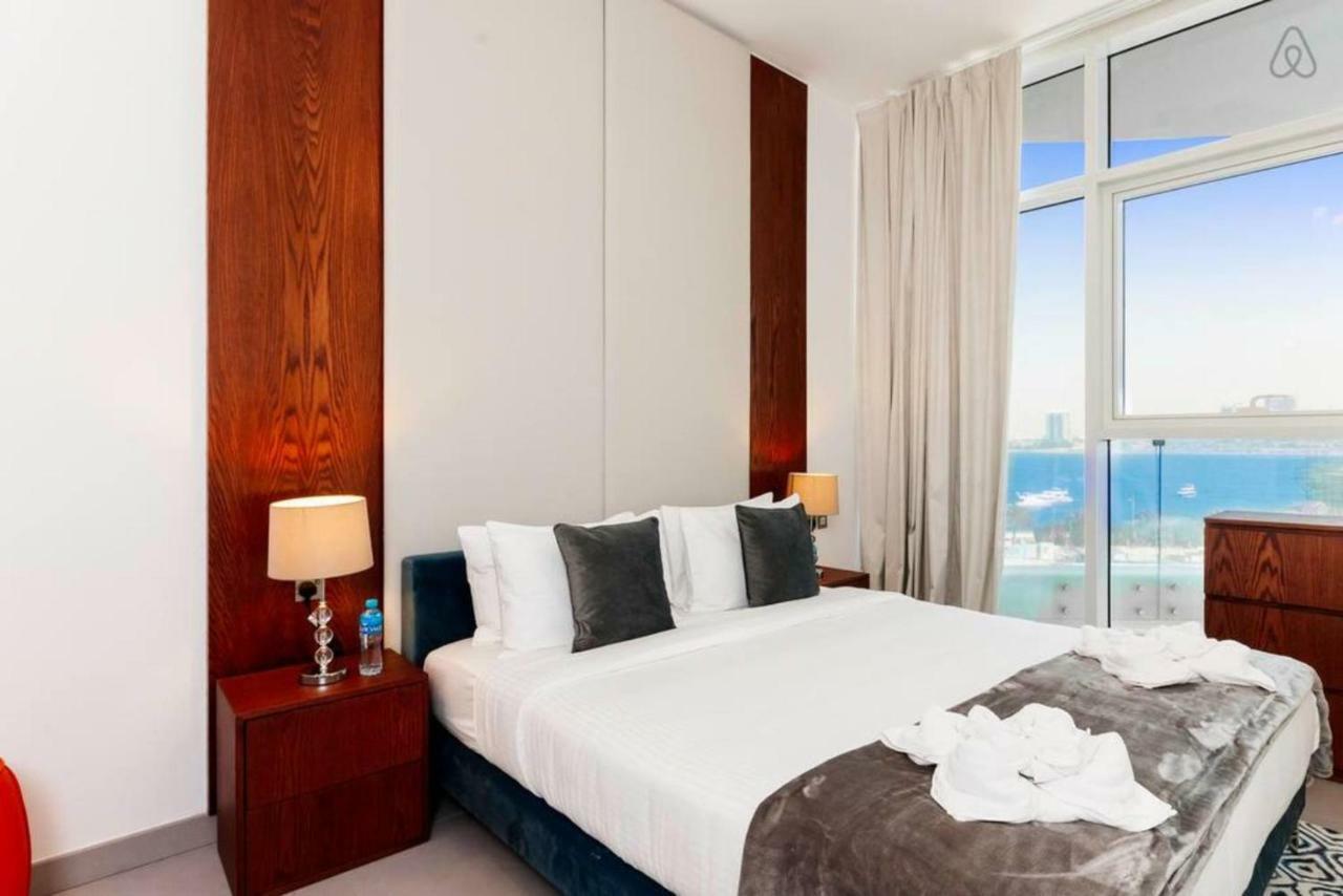Luton Vacation Homes - Royal Bay *