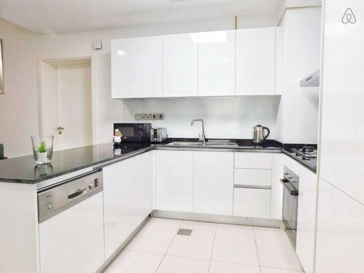 Luton Vacation Homes - Royal Bay Dubai